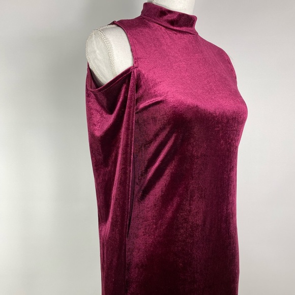 Ambiance Burgundy Velvet Cold Shoulder Long Sleeve Dress Size Large - Picture 3 of 6
